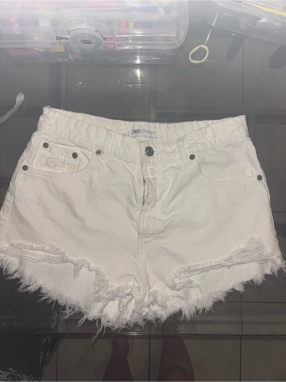 Zara White Distressed Frayed Hem Denim Shorts